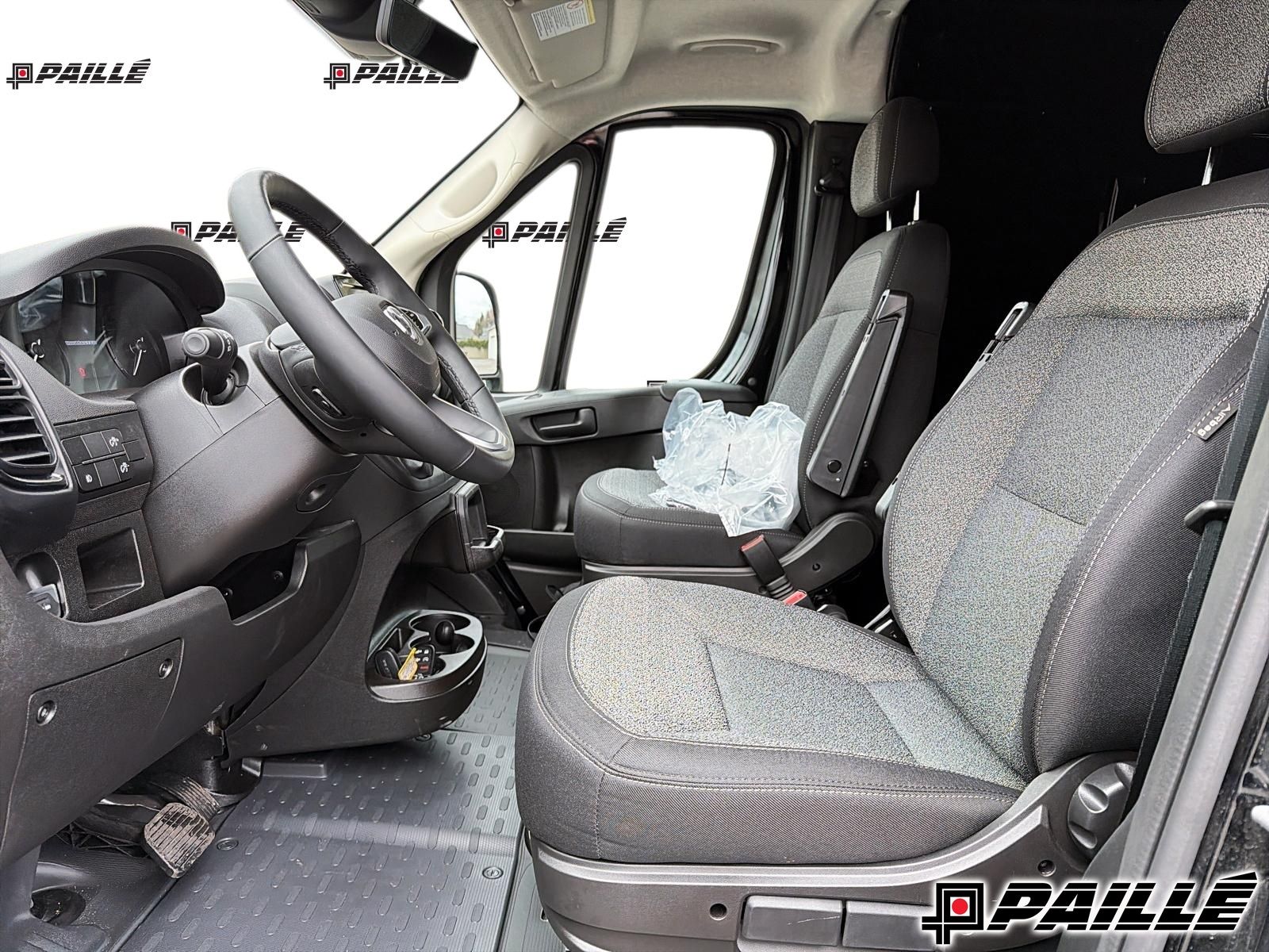 2026 Ram Promaster Cargo Van 3500 in Nicolet, Quebec