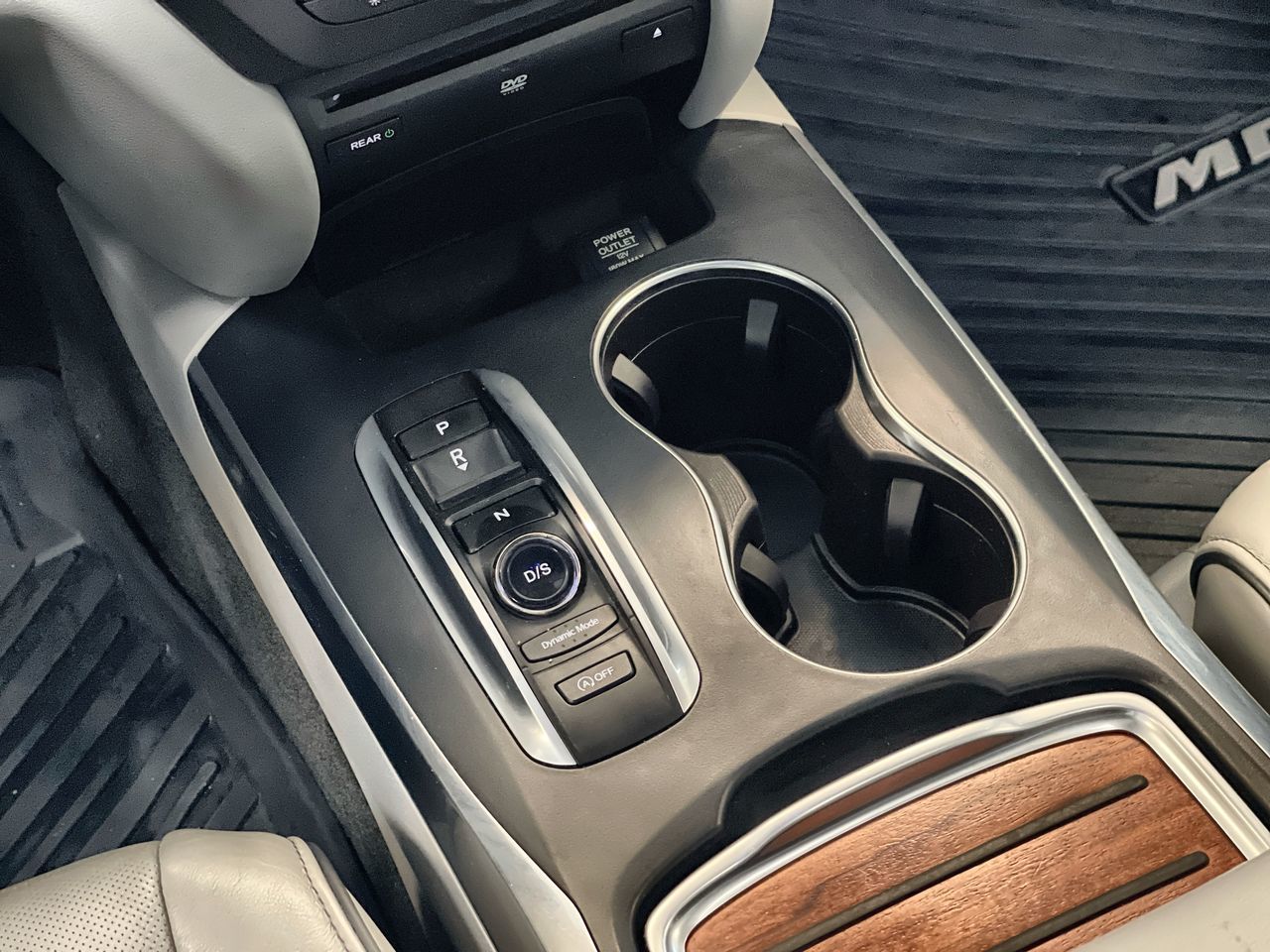 2017 Acura MDX in Regina, Saskatchewan