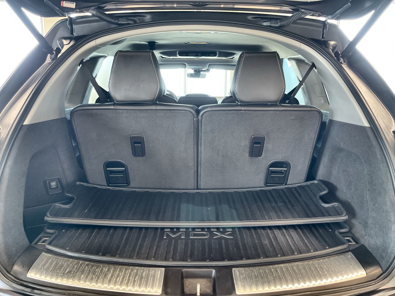 Acura MDX  2017 à Regina, Saskatchewan