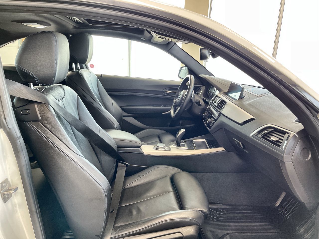 2020 BMW 230i