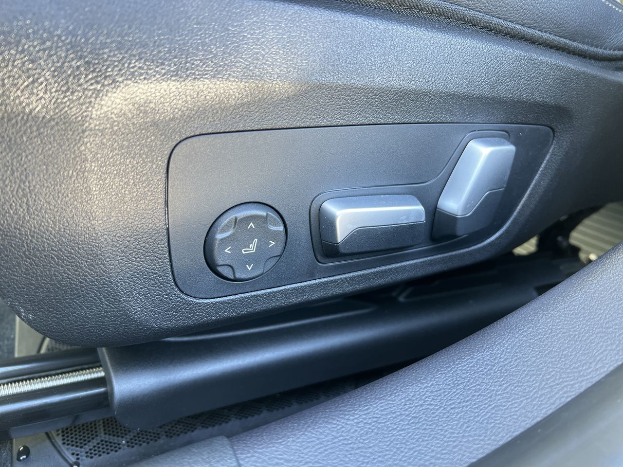 2023 BMW 330i in Regina, Saskatchewan