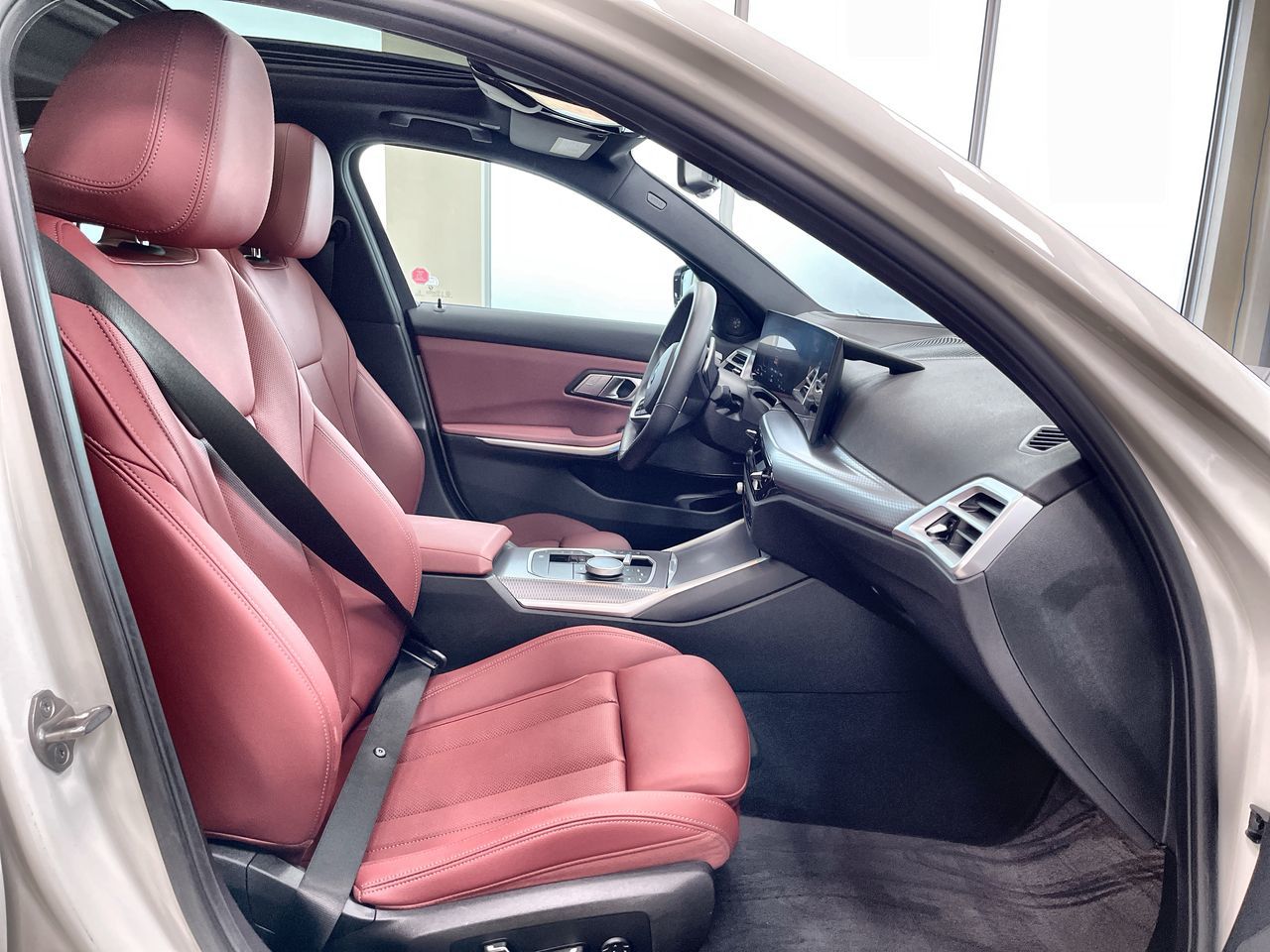 2025 BMW 330i in Regina, Saskatchewan
