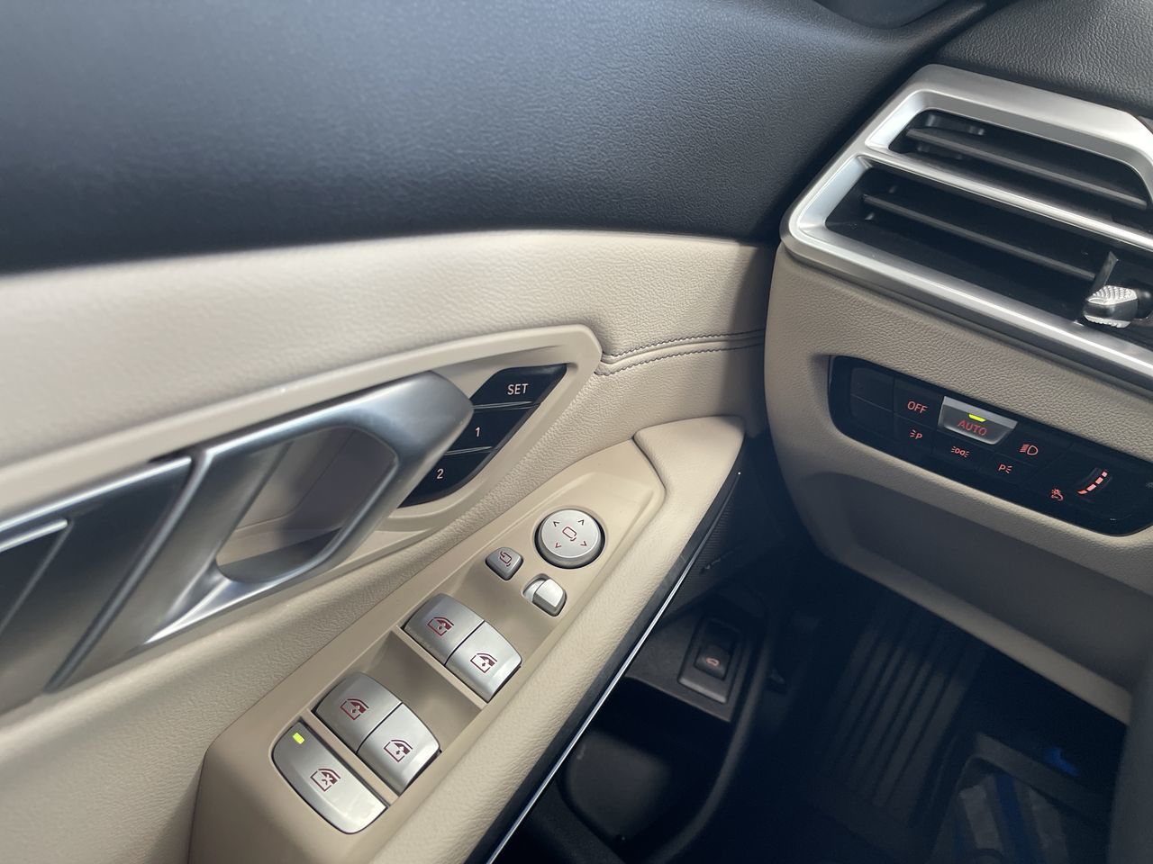 2026 BMW 330i