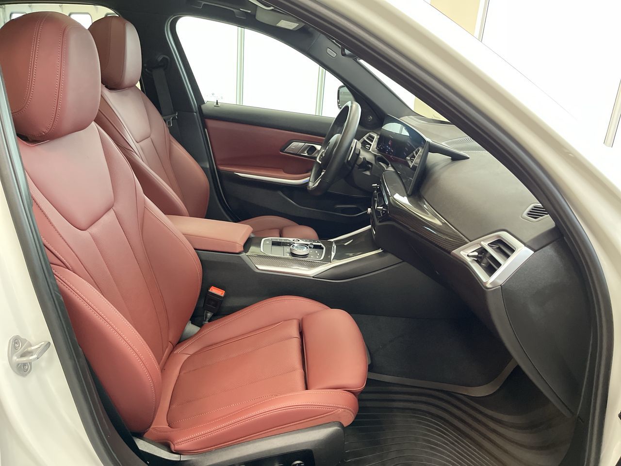 2026 BMW 330i