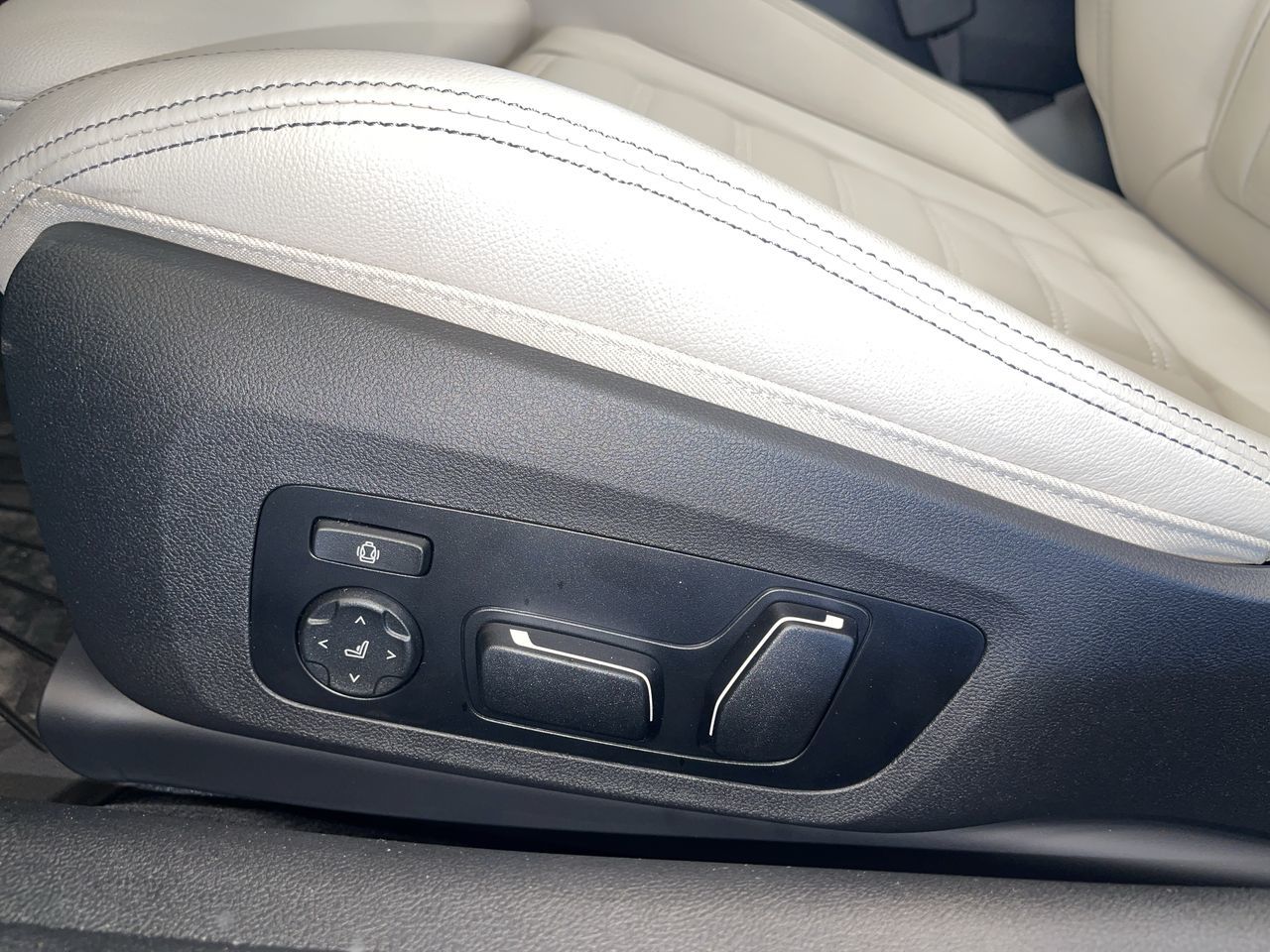 2026 BMW 4 Series Cabriolet in Regina, Saskatchewan