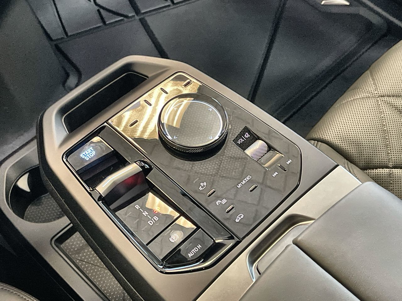 2026 BMW iX