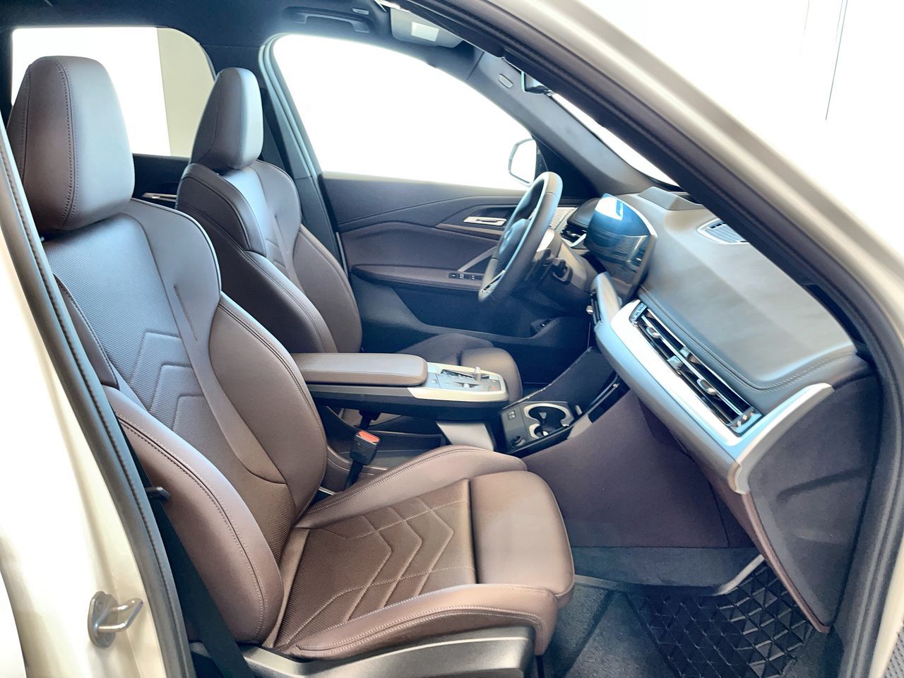 2025 BMW X1