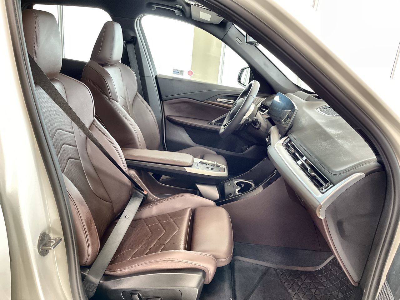 2025 BMW X1