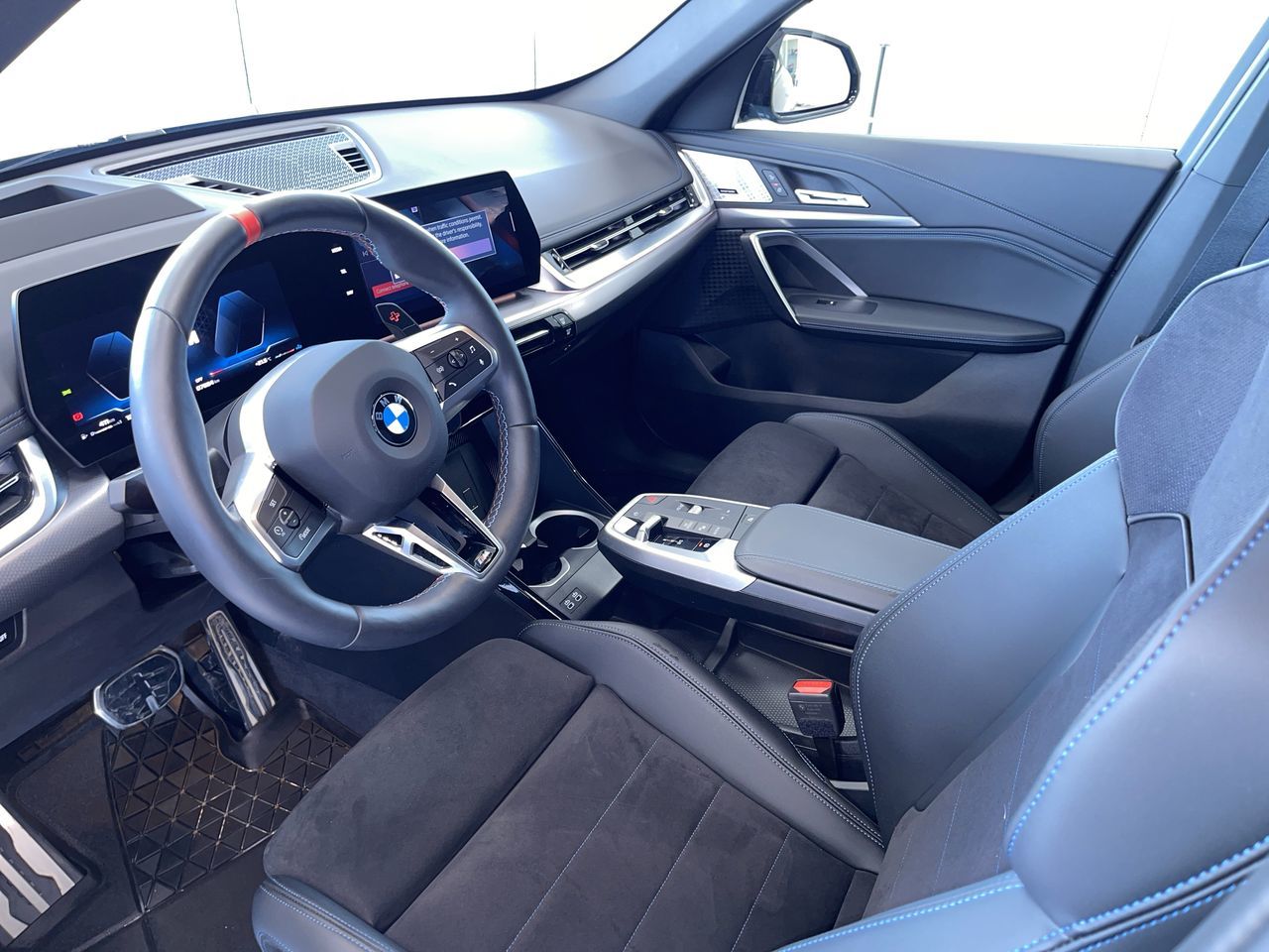 2025 BMW X1