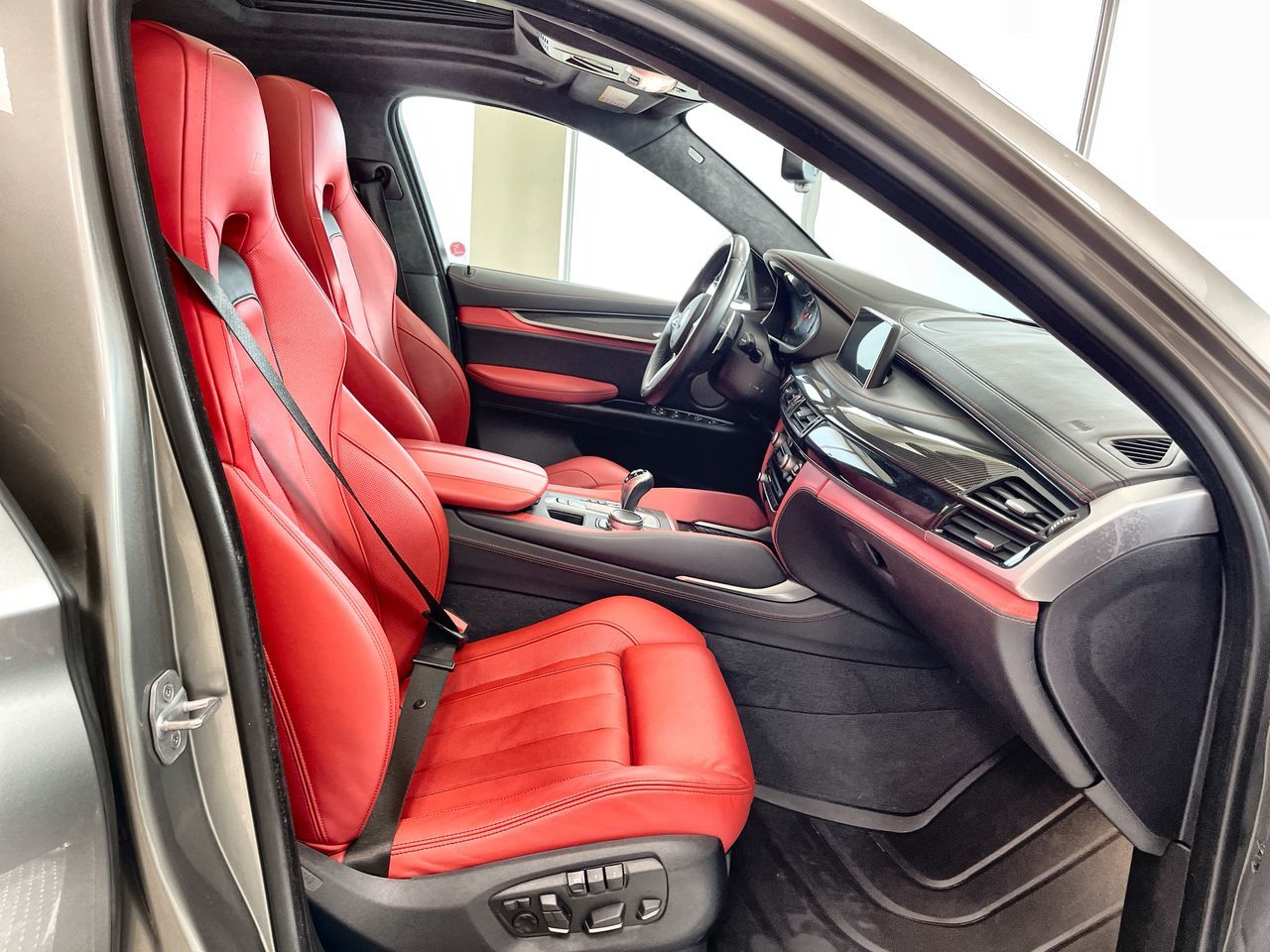 2019 BMW X6 M