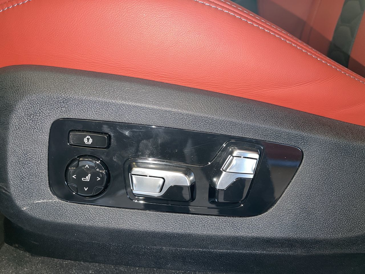 2025 BMW X6 M in Regina, Saskatchewan