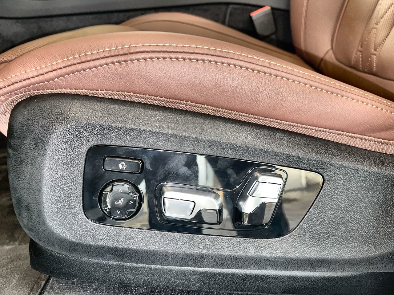 2026 BMW X6 in Regina, Saskatchewan