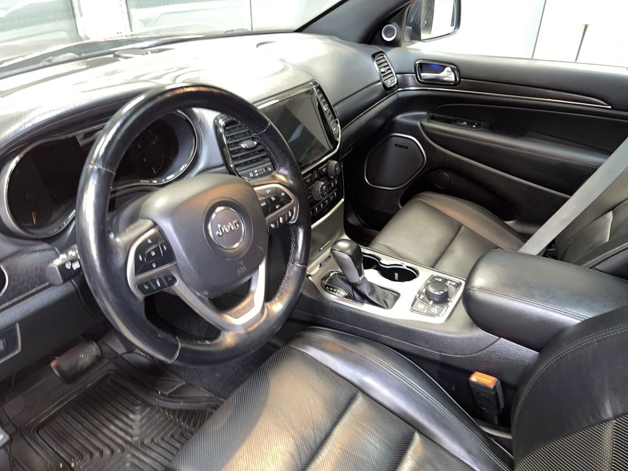 2021 Jeep Grand Cherokee 4X4 in Regina, Saskatchewan