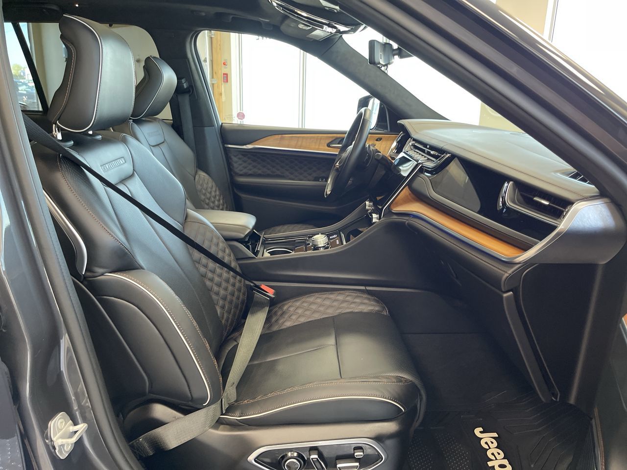 2023 Jeep Grand Cherokee 4X4