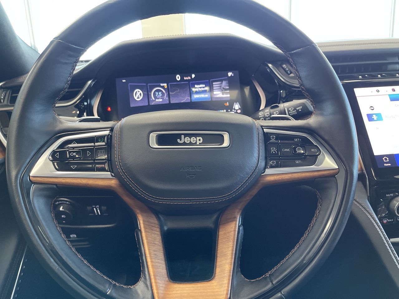 2023 Jeep Grand Cherokee 4X4