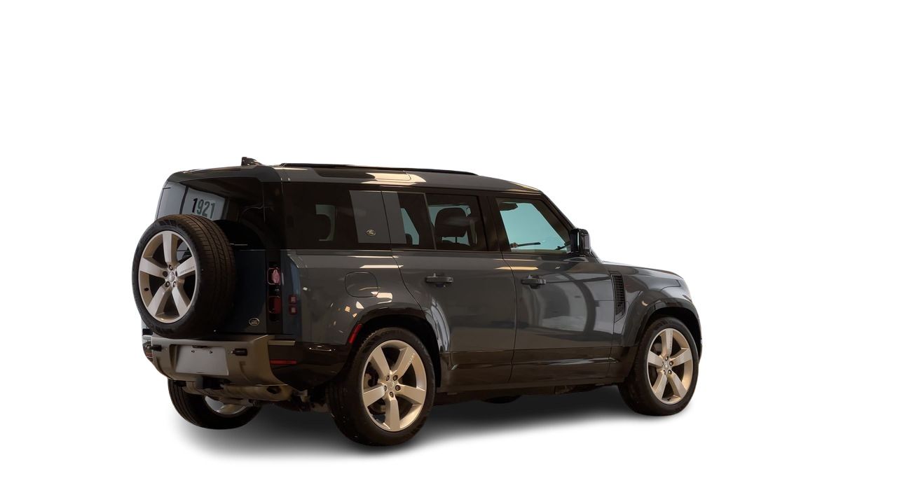 Land Rover Defender  2023 à Regina, Saskatchewan