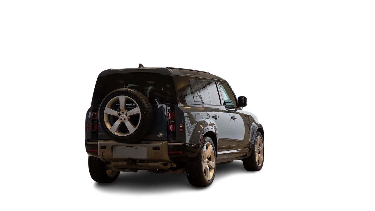 Land Rover Defender  2023 à Regina, Saskatchewan