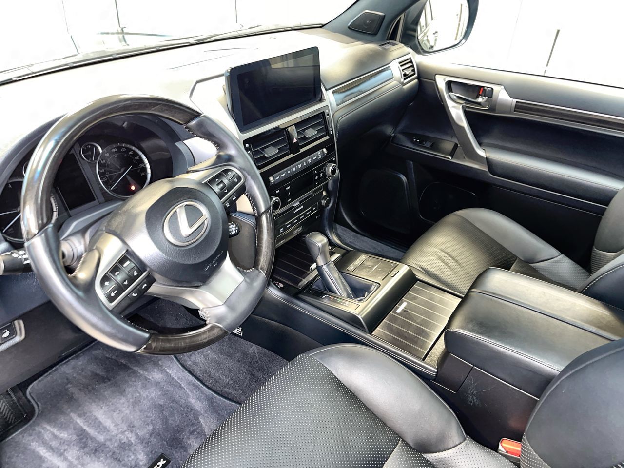 Lexus GX  2023 à Regina, Saskatchewan