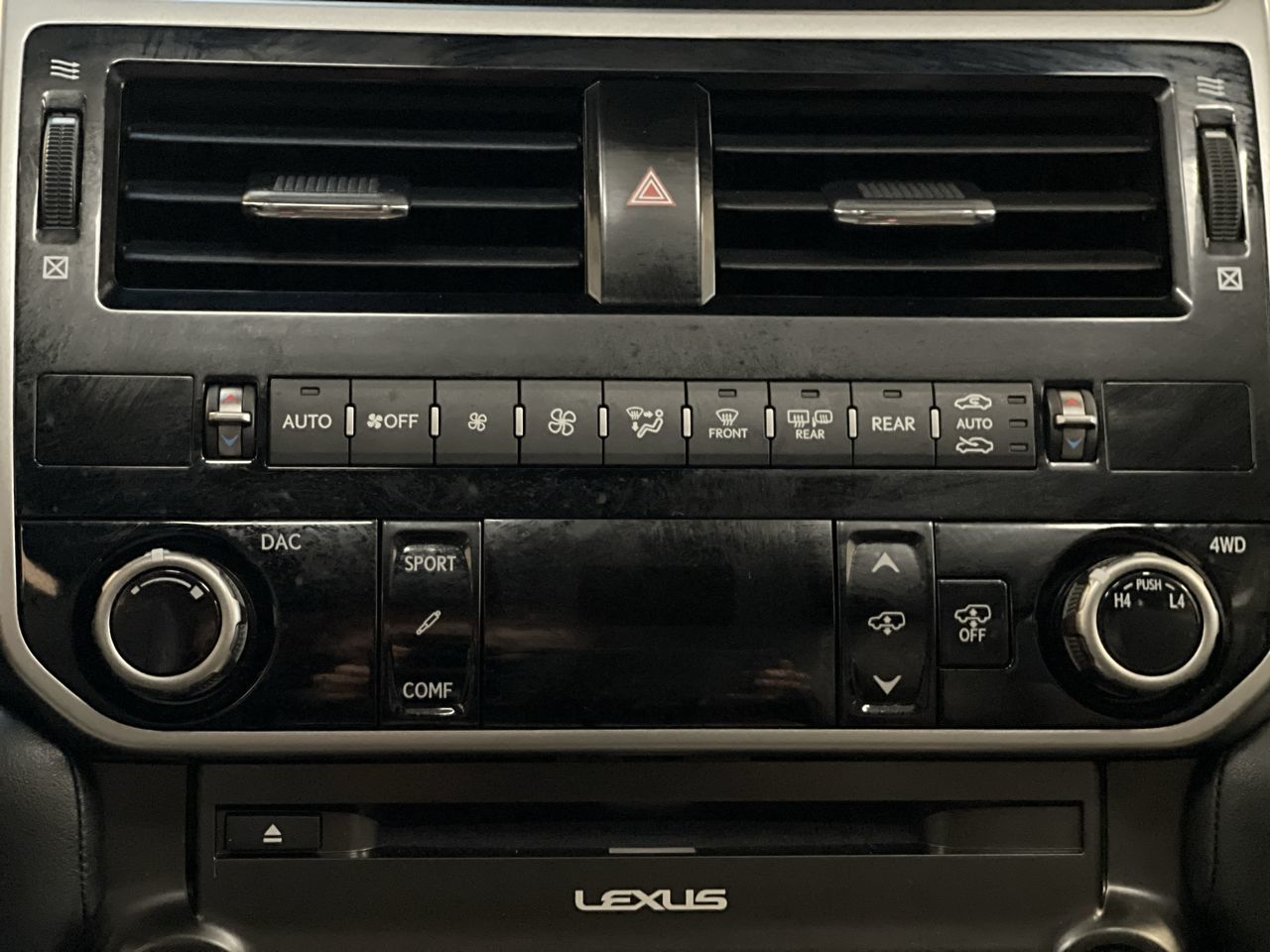 Lexus GX  2023 à Regina, Saskatchewan