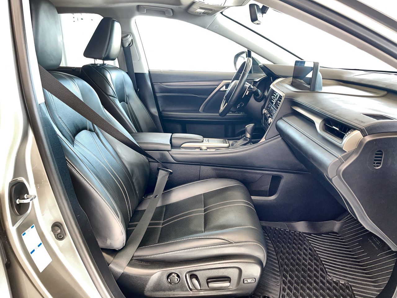 2022 Lexus RX in Regina, Saskatchewan