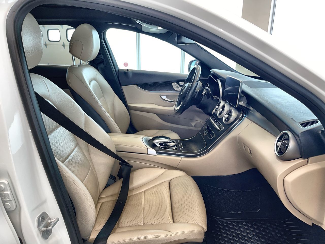 Mercedes-Benz C-Class  2015 à Regina, Saskatchewan