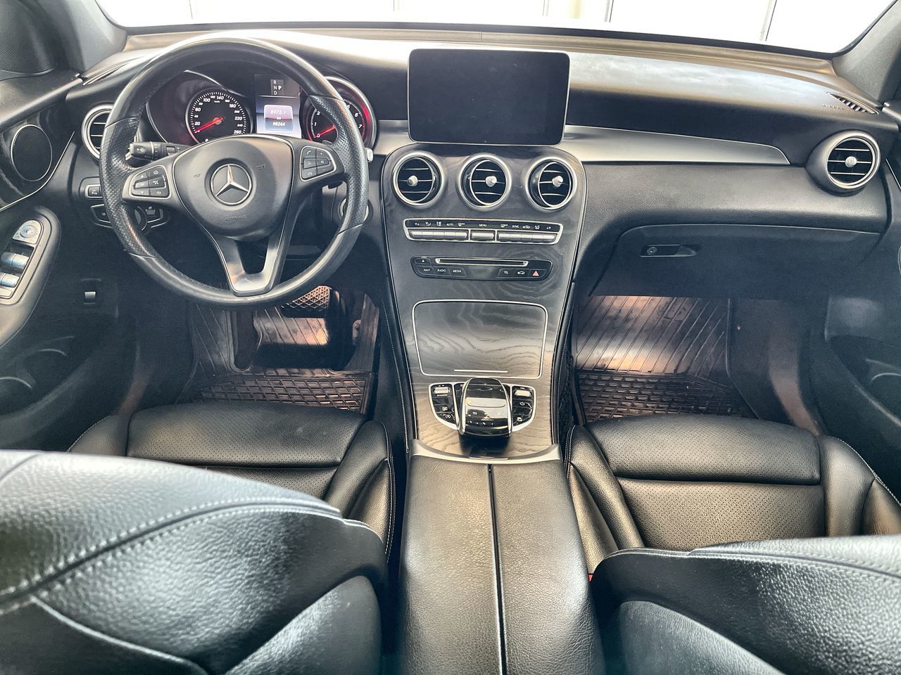 2018 Mercedes-Benz GLC300 in Regina, Saskatchewan