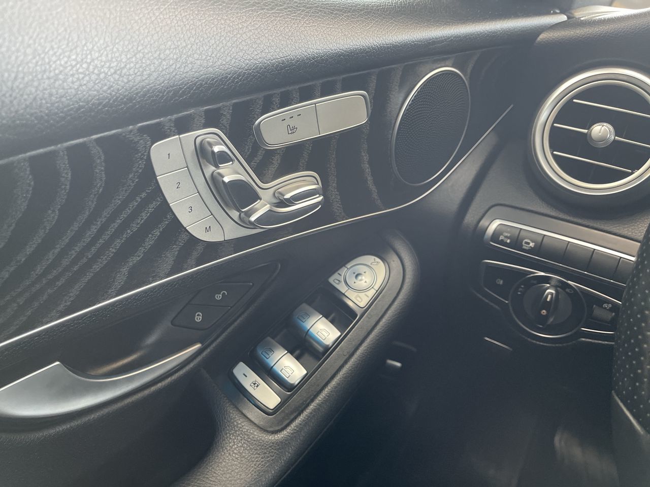 2018 Mercedes-Benz GLC300 in Regina, Saskatchewan