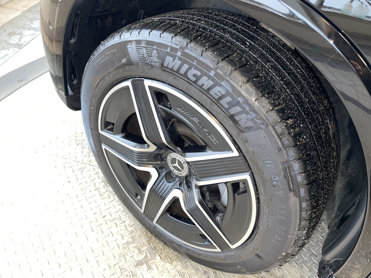 2024 Mercedes-Benz GLC300