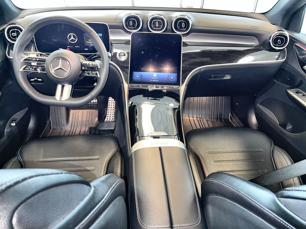 2024 Mercedes-Benz GLC300