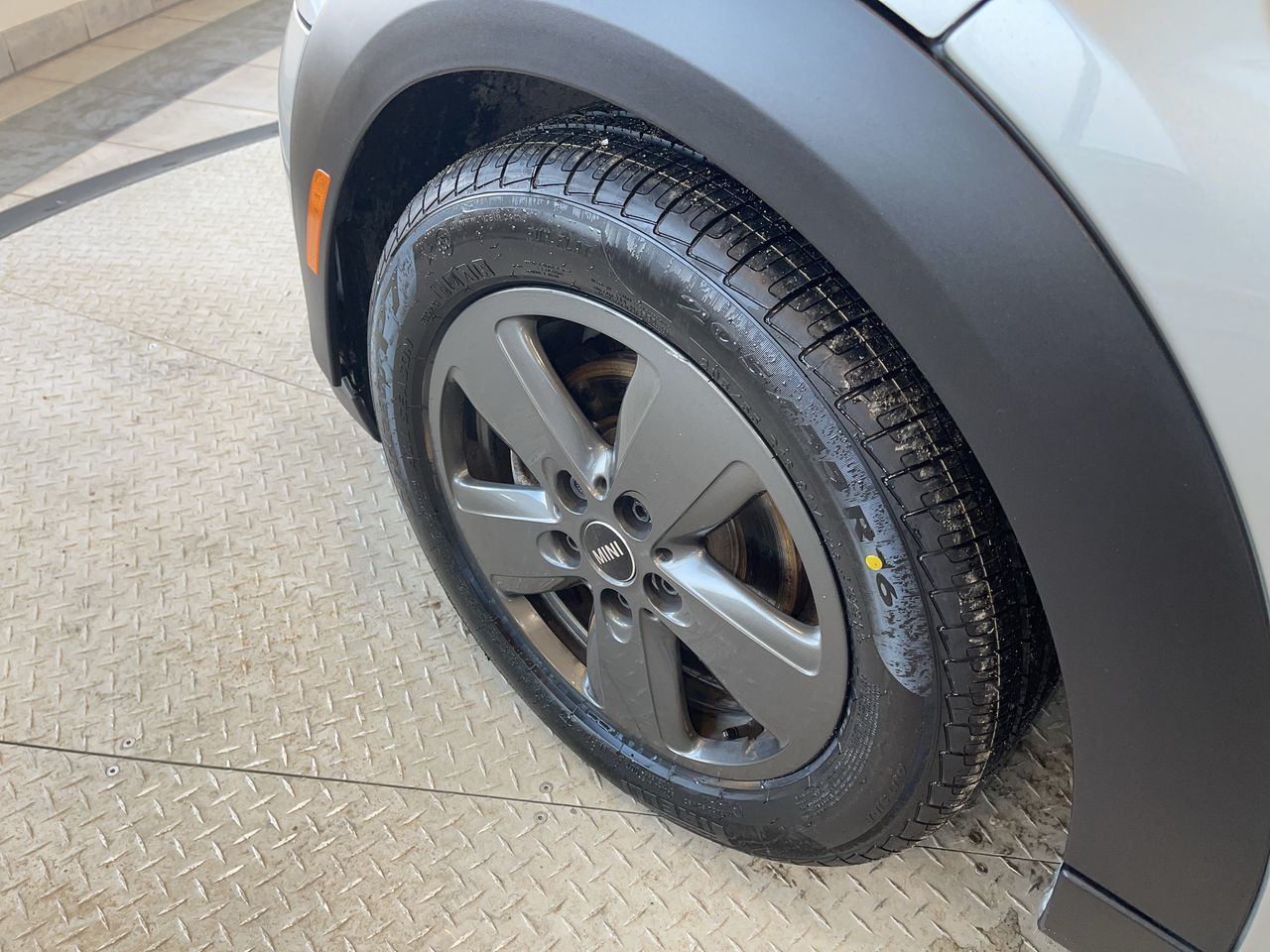 MINI 5 Door  2024 à Regina, Saskatchewan