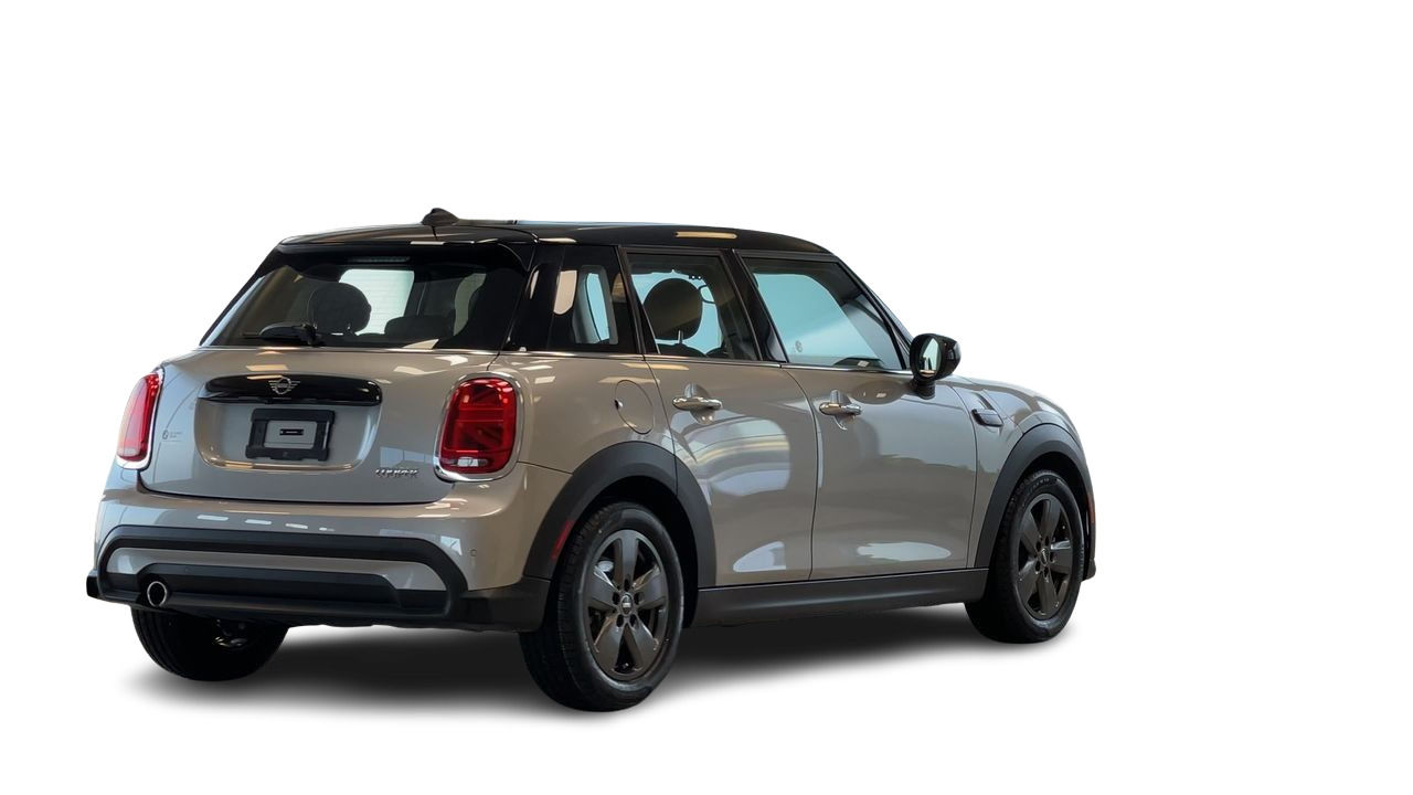 MINI 5 Door  2024 à Regina, Saskatchewan