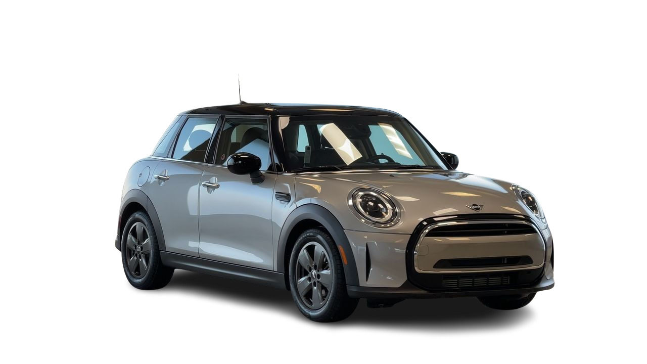 MINI 5 Door  2024 à Regina, Saskatchewan
