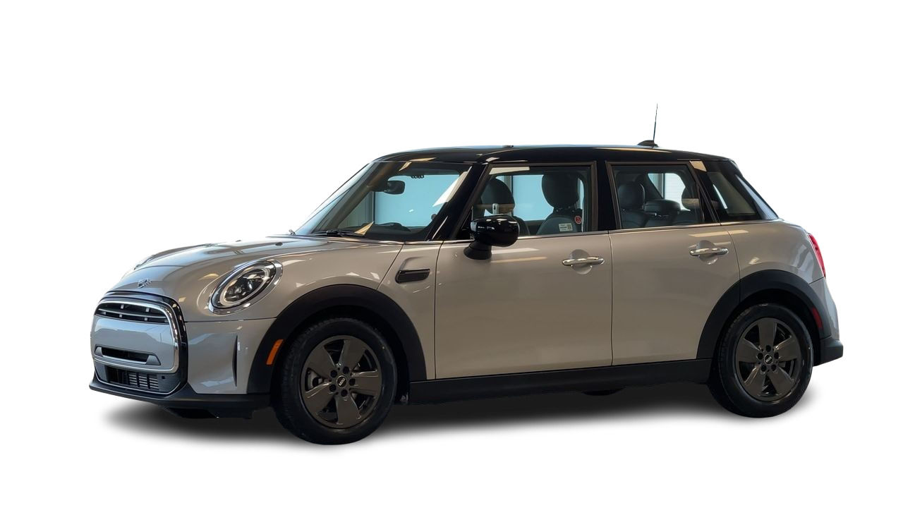 MINI 5 Door  2024 à Regina, Saskatchewan