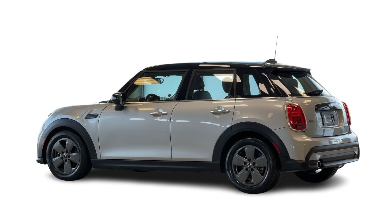 MINI 5 Door  2024 à Regina, Saskatchewan
