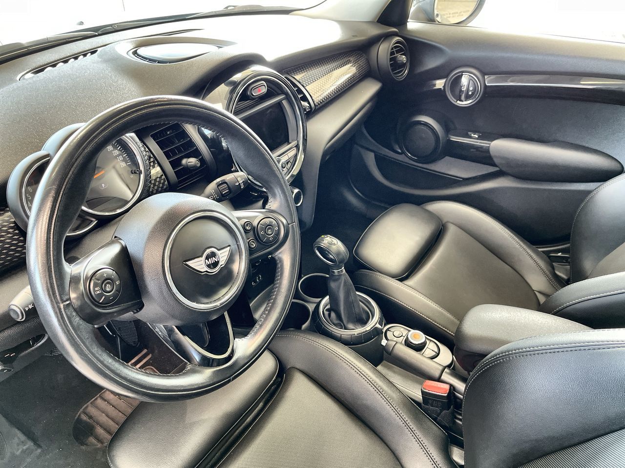 2017 MINI COOPER S in Regina, Saskatchewan