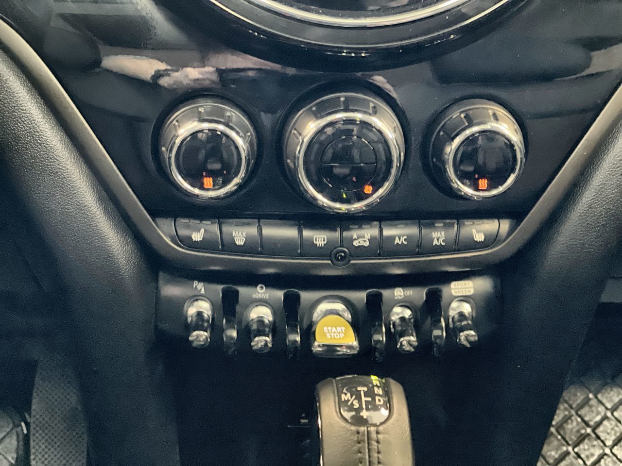 2023 MINI COOPER SE Countryman ALL4 in Regina, Saskatchewan