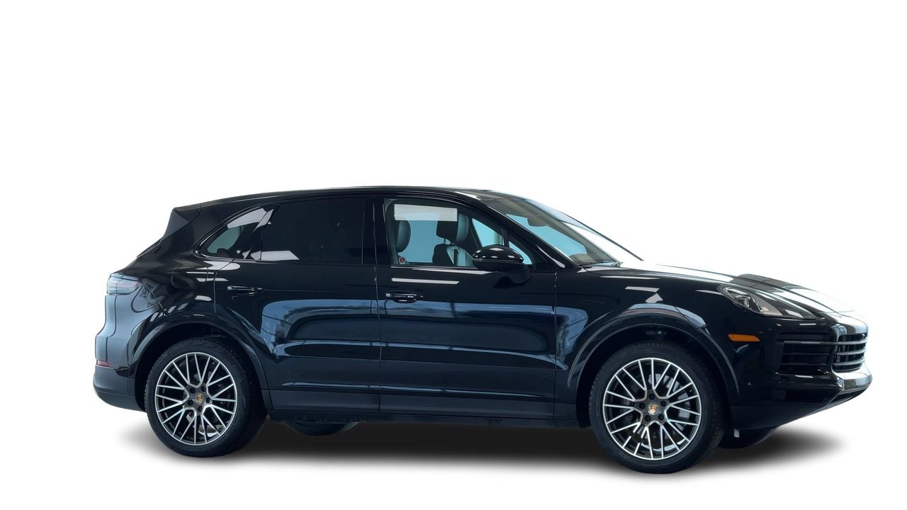 2022 Porsche Cayenne in Regina, Saskatchewan