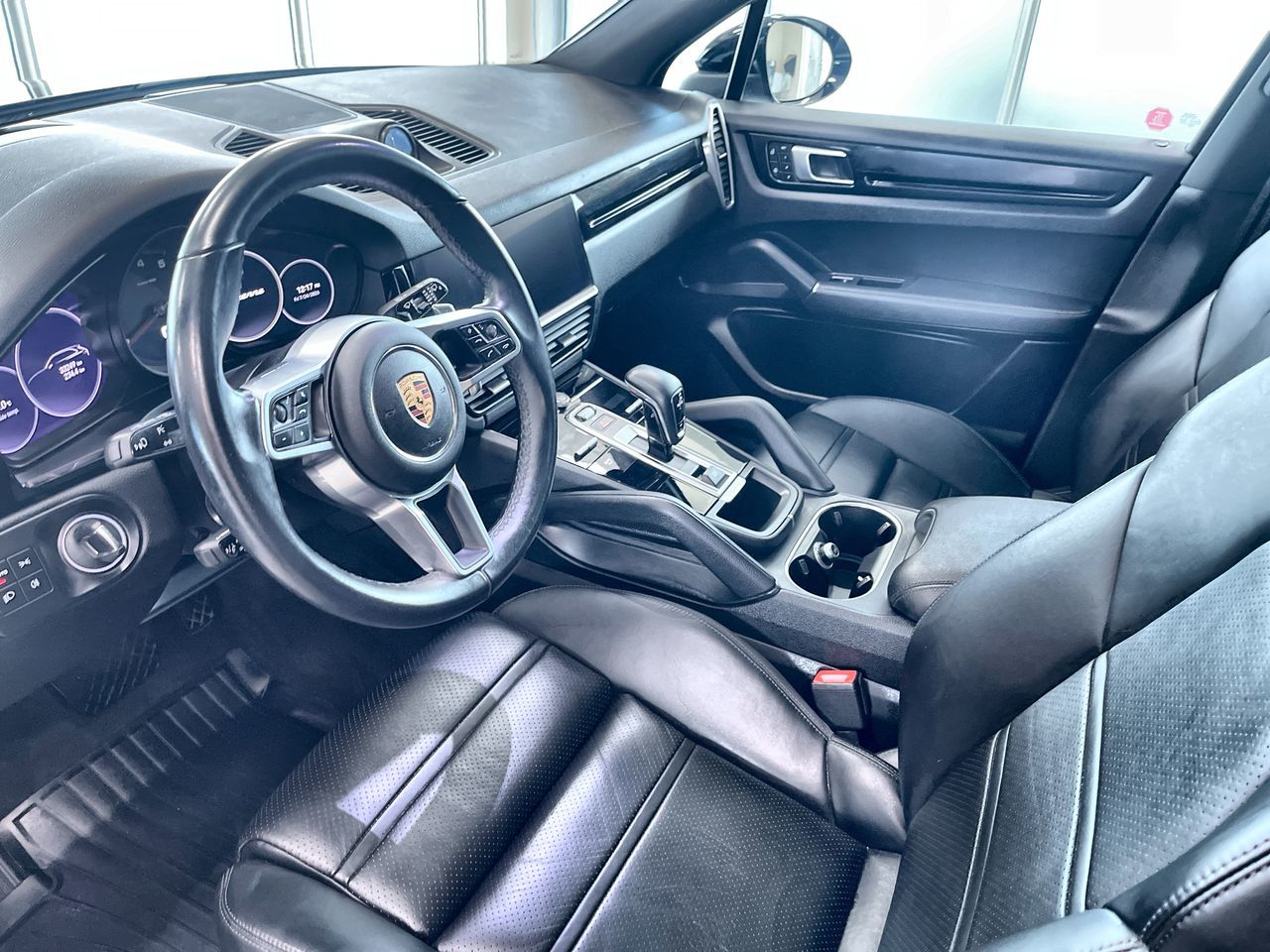 2022 Porsche Cayenne in Regina, Saskatchewan