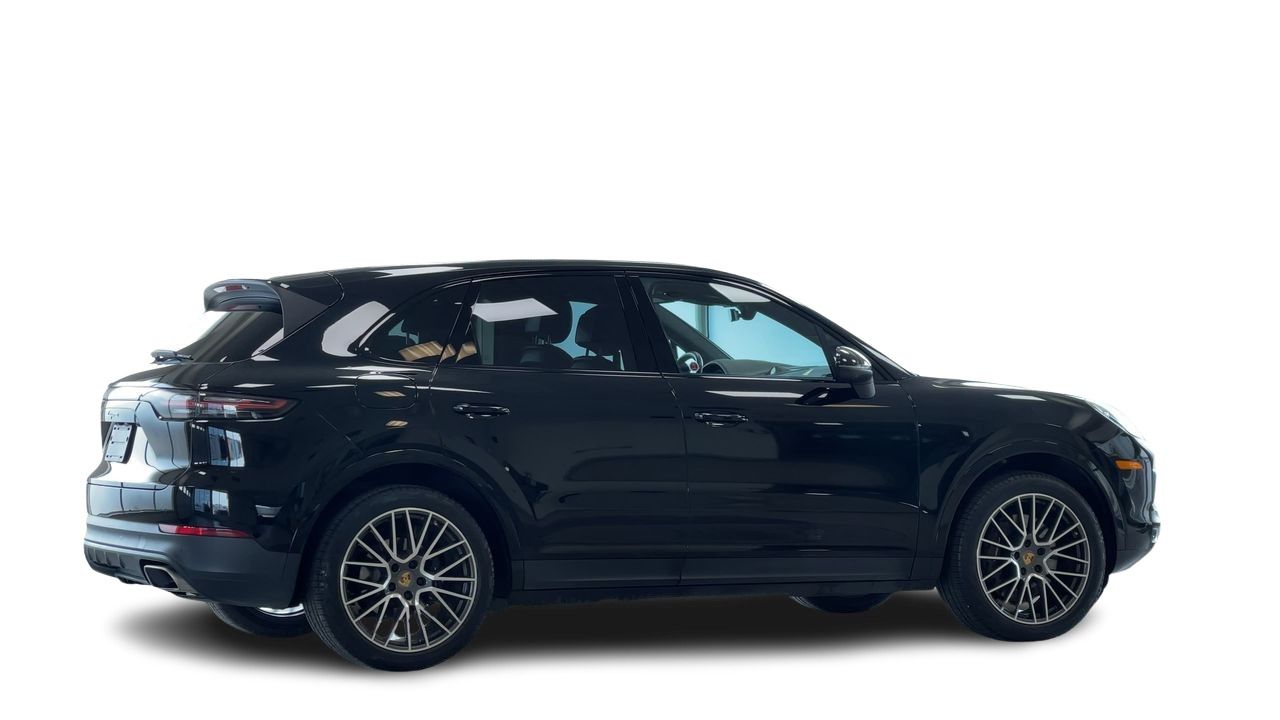 2022 Porsche Cayenne in Regina, Saskatchewan