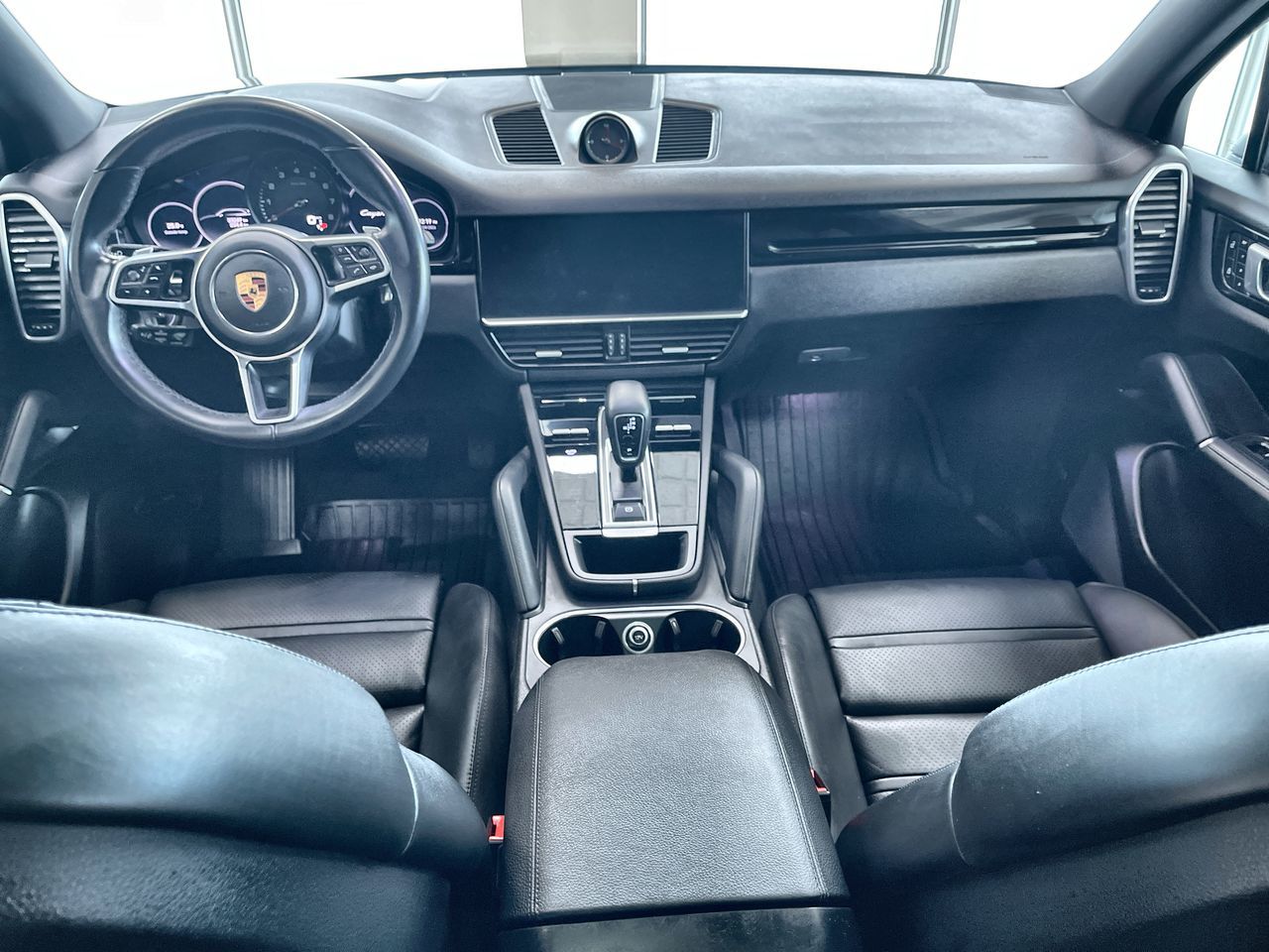2022 Porsche Cayenne in Regina, Saskatchewan