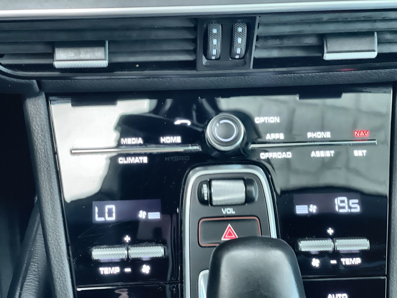 2022 Porsche Cayenne in Regina, Saskatchewan