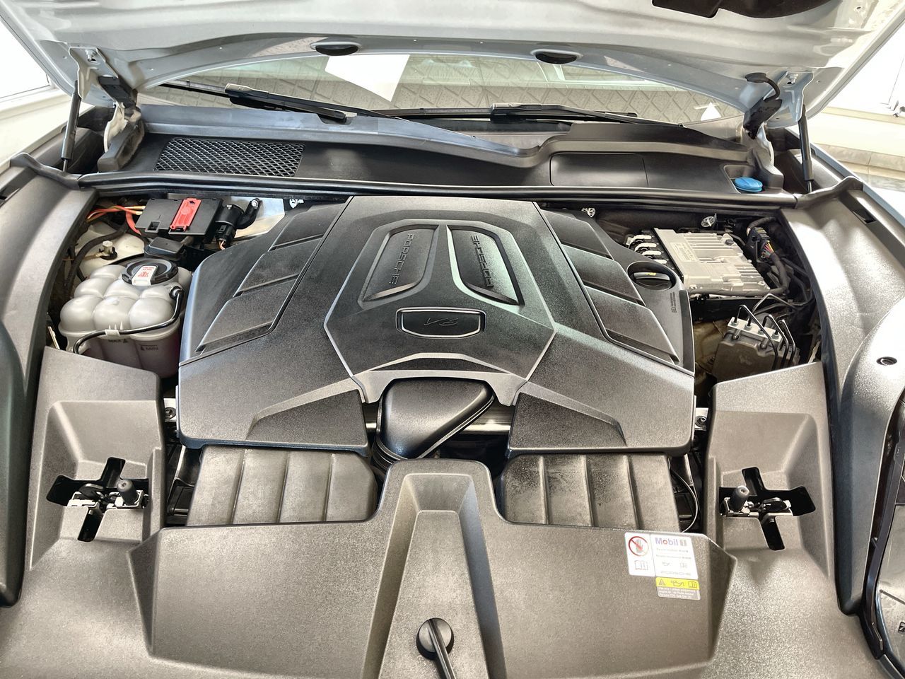 2024 Porsche Cayenne
