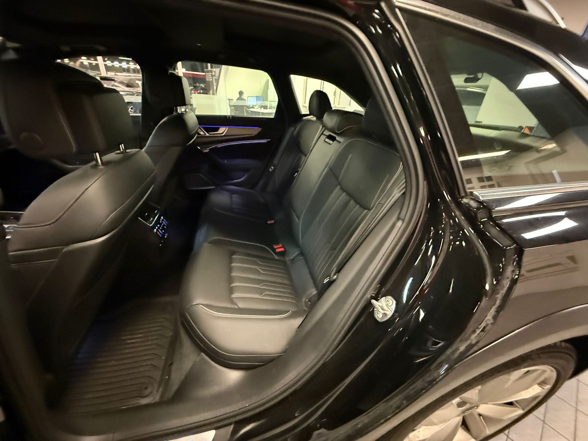 Audi A6 allroad  2020 à Vancouver, Colombie-Britannique