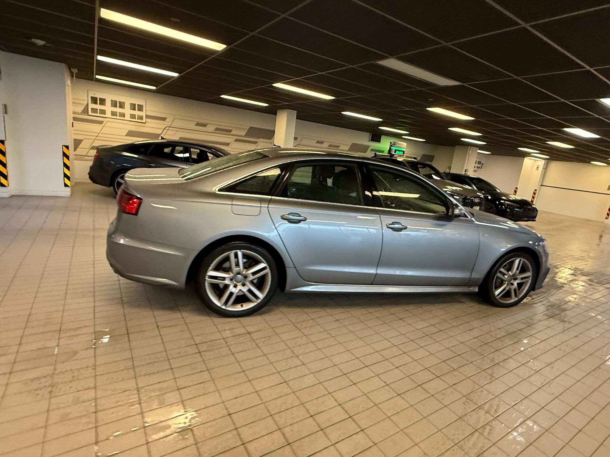 Audi A6  2016 à Vancouver, Colombie-Britannique