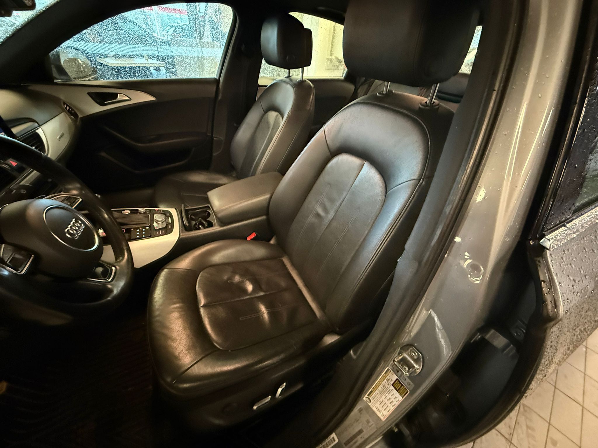 Audi A6  2016 à Vancouver, Colombie-Britannique