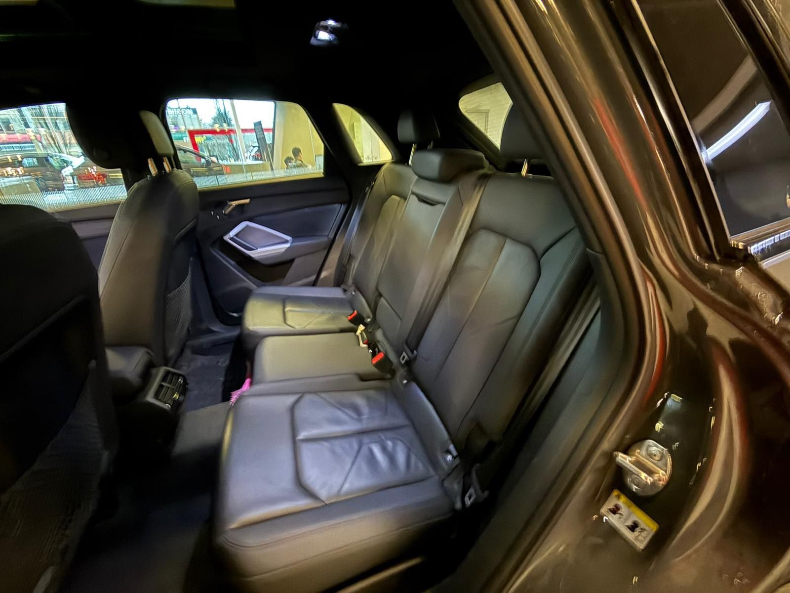 Audi Q3  2023 à Vancouver, Colombie-Britannique