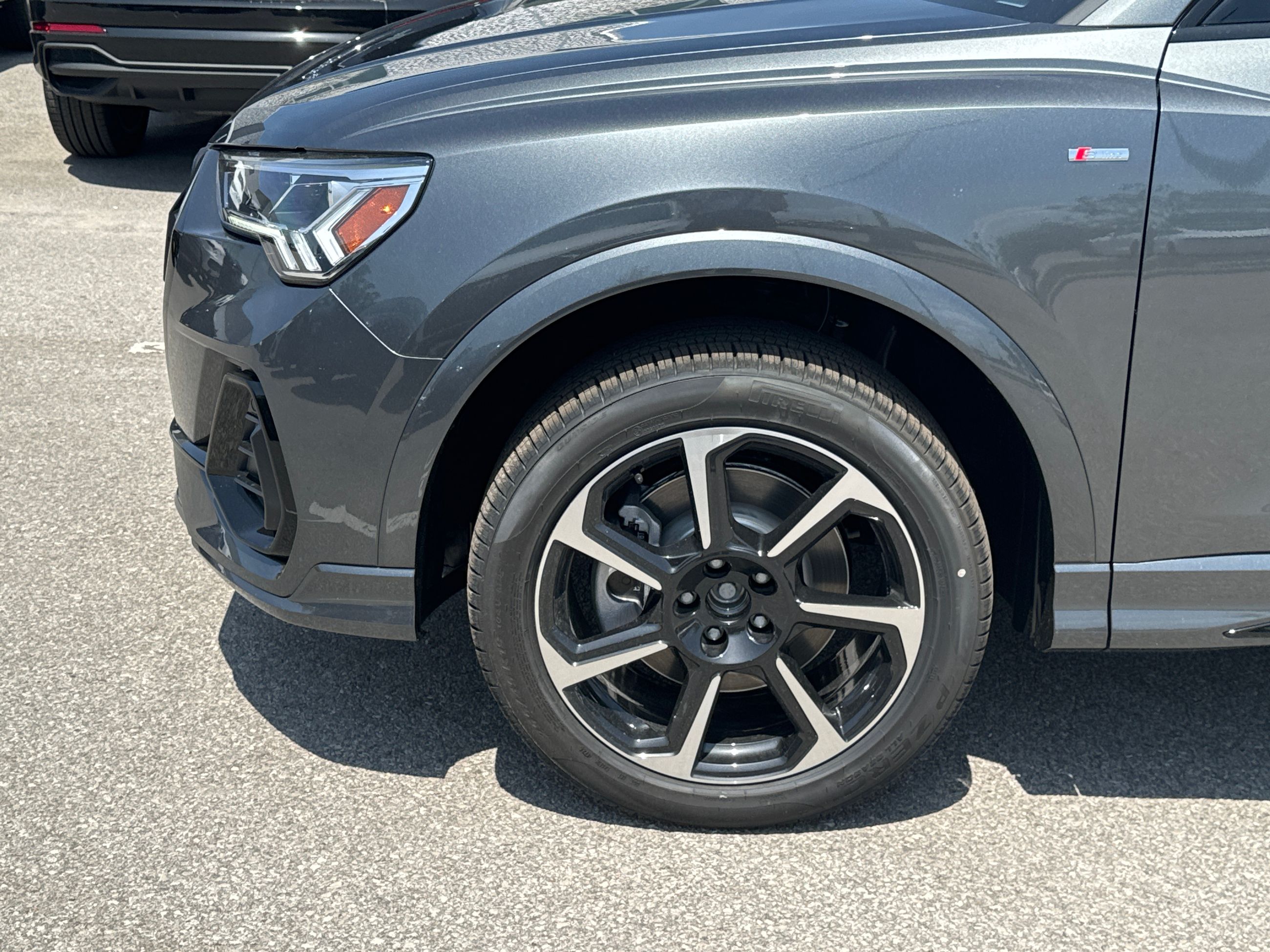 2025 Audi Q3 in Barrie, Ontario