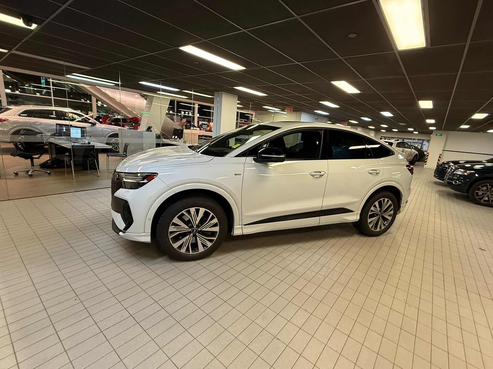 Audi Q4 e-tron Sportback  2023 à Vancouver, Colombie-Britannique