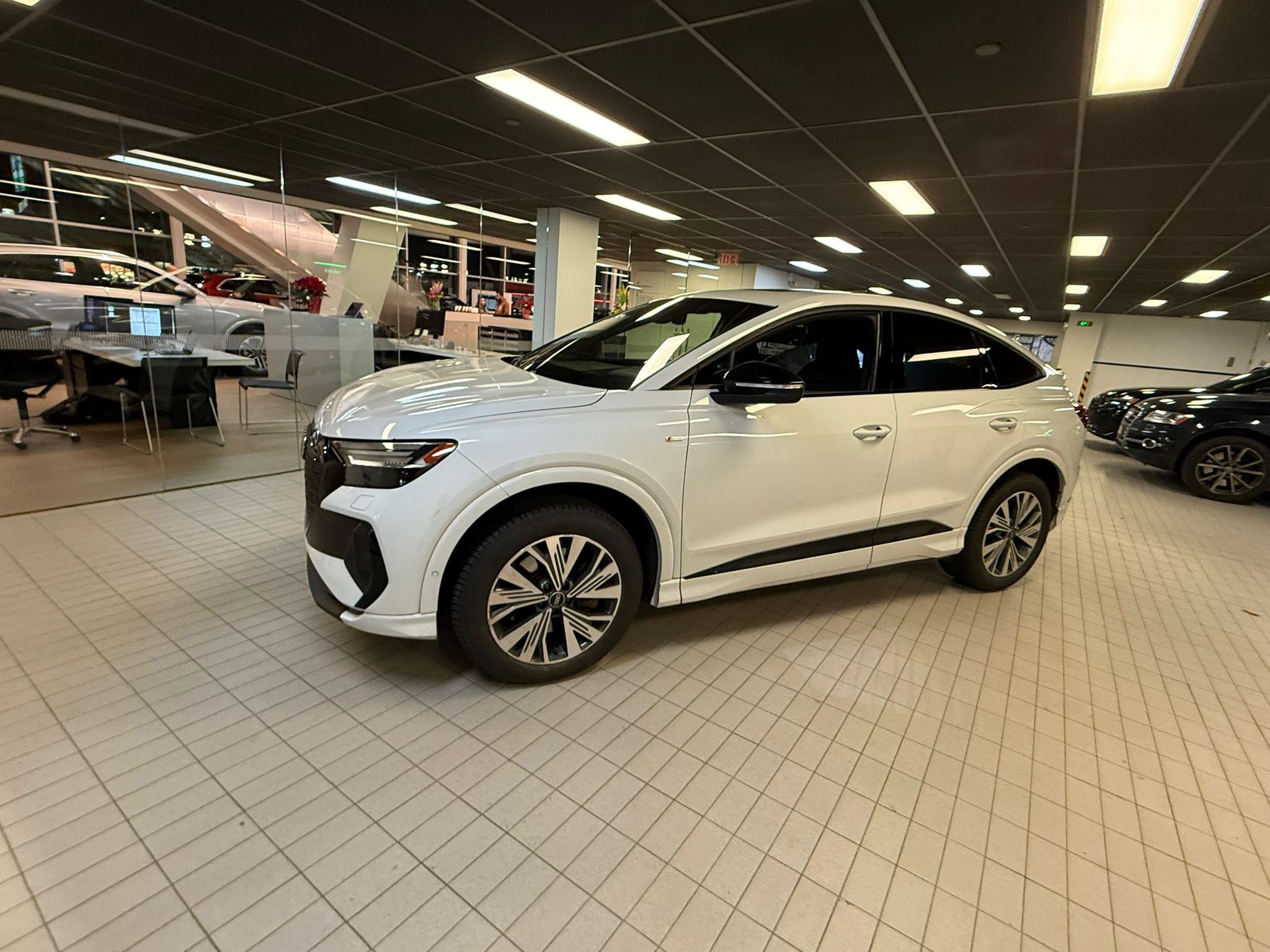 Audi Q4 e-tron Sportback  2023 à Vancouver, Colombie-Britannique