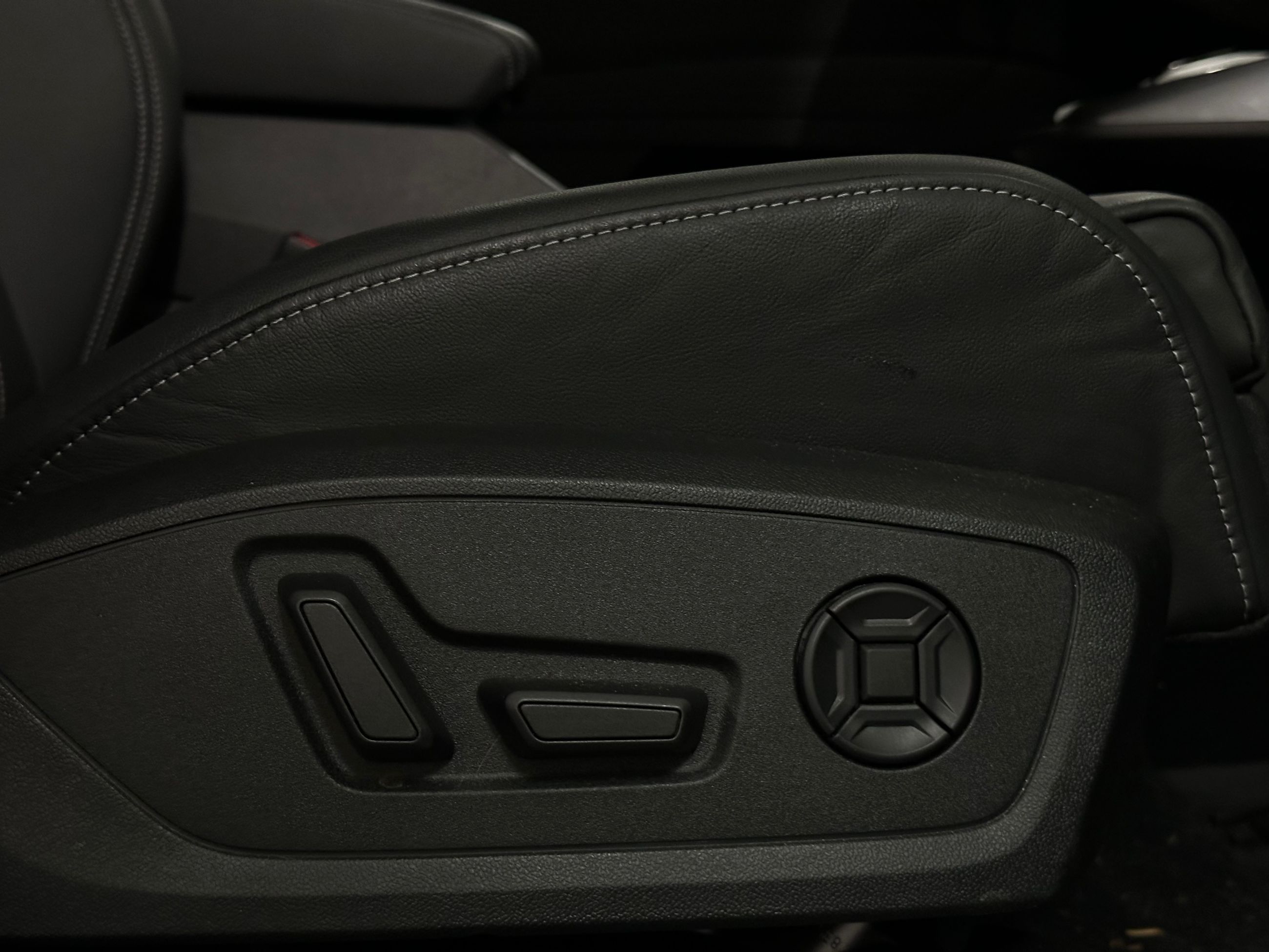 Audi Q4 e-tron  2023 à Vancouver, Colombie-Britannique